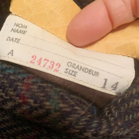 Vintage Aquascutum Trench Coat | Pure Virgin Wool Herringbone Plaid - Picture 13 of 14